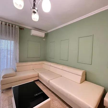 Apartment As 2 City Center Tirana